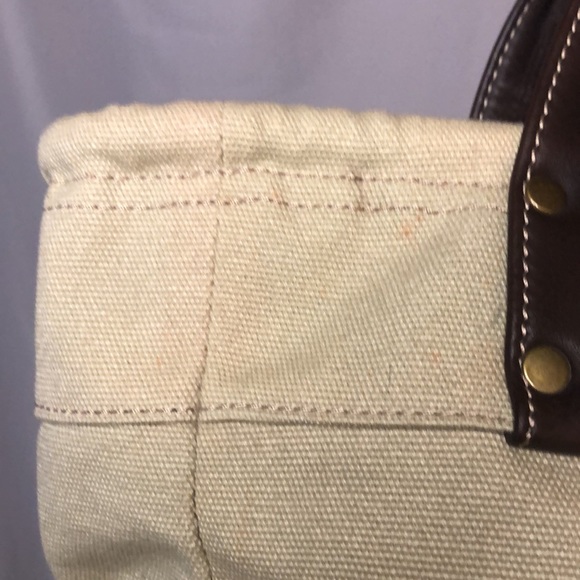 LEVENGER beige colored tote. - Picture 4 of 12